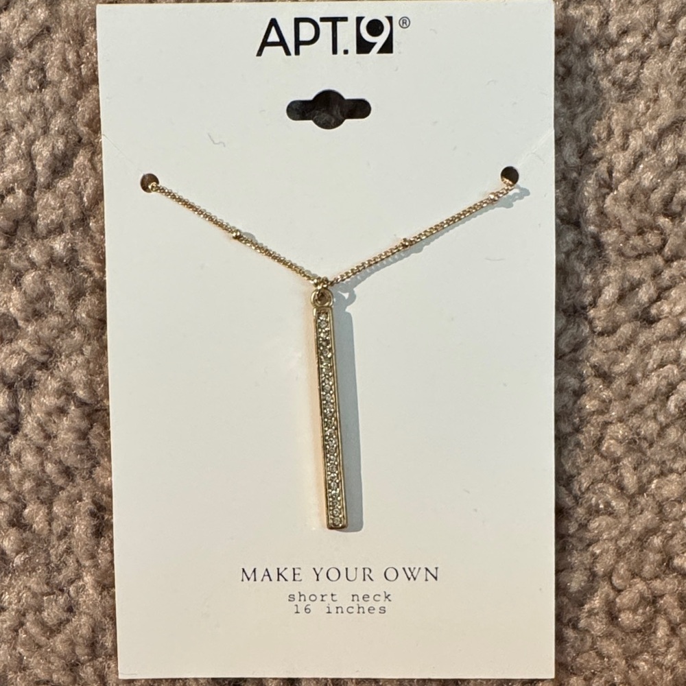 Apt. 9 Gold Vertical Pendant Necklace
